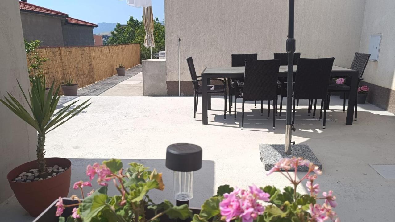 Apartment Ruby Подстрана Экстерьер фото